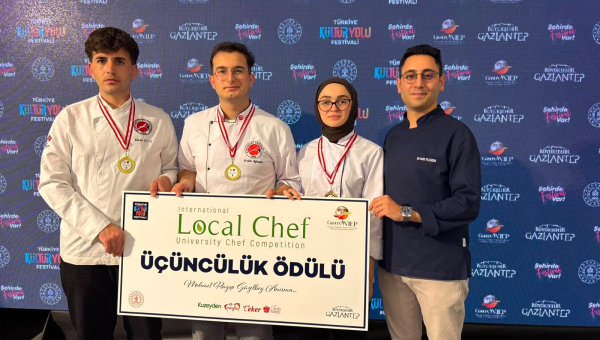 Öğrencilerimizden GastroAntep’te Büyük Başarı